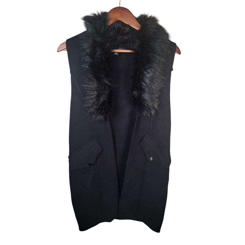 Sisters Women's Size Medium Black‎ Midi Vest Removable Faux Fur Collar Pockets